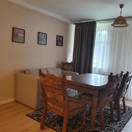 Laukdvaris Laukzeme Buitenkant foto