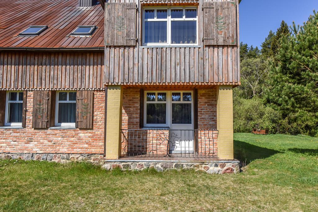 Laukdvaris Laukzeme Buitenkant foto