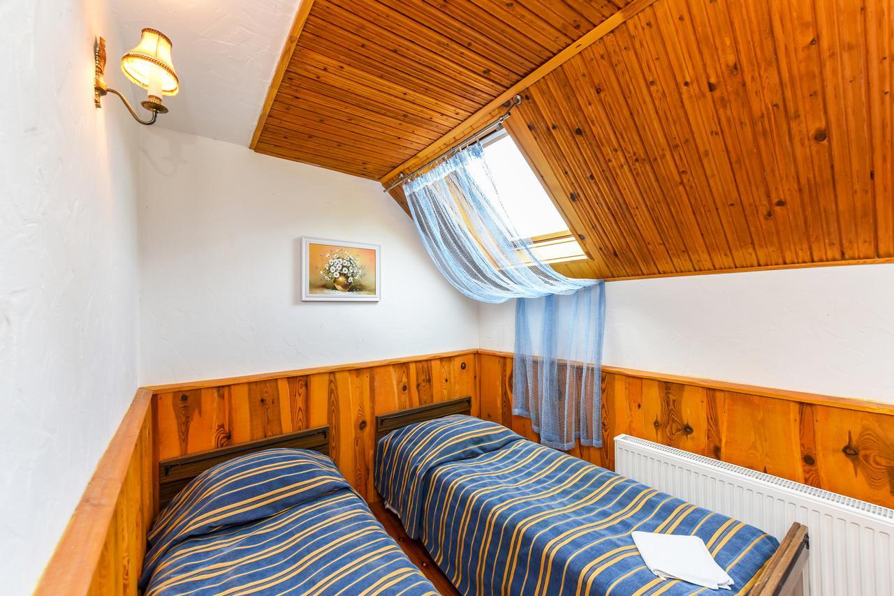 Laukdvaris Laukzeme Buitenkant foto